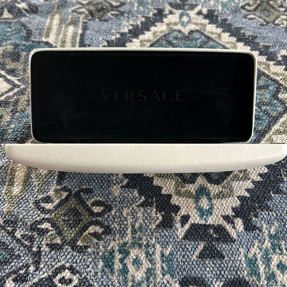 VERSACE Eyeglass Case - Picture 3 of 4